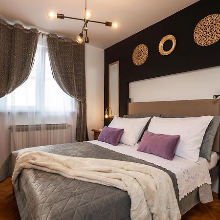 Deluxe Apartment Roma อิโมตสกี ภายนอก รูปภาพ