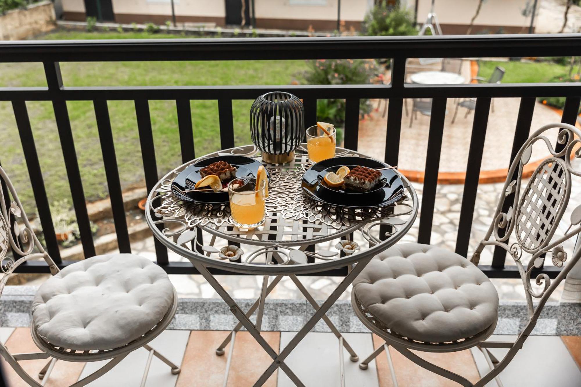 Deluxe Apartment Roma อิโมตสกี ภายนอก รูปภาพ