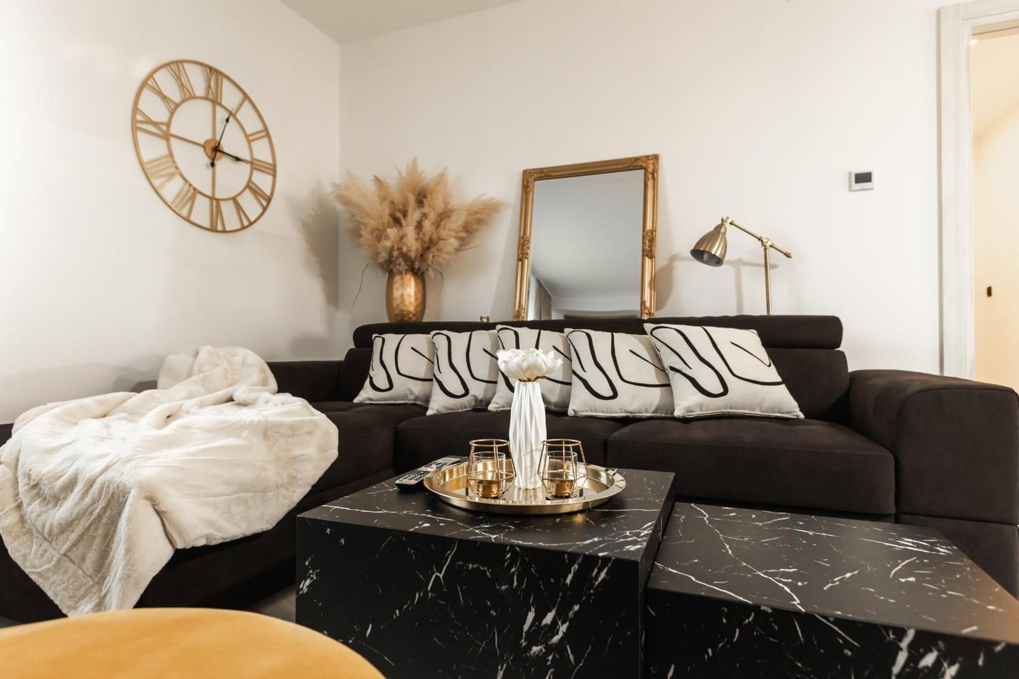 Deluxe Apartment Roma อิโมตสกี ภายนอก รูปภาพ